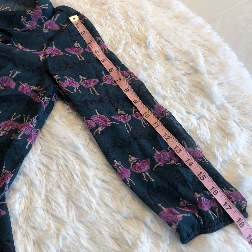 Modcloth Ballerina button down sheer Ballet / ballerina Print Blouse Top size M - Picture 16 of 16